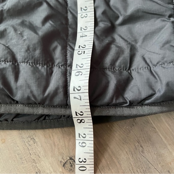 The North Face Men’s 450 Fill Down Jacket Gray XL Lightweight Insulated Puffer - Picture 14 of 14